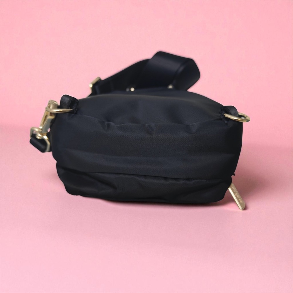 lululemon athletica Black Crossbody Bag - Picture 6 of 6